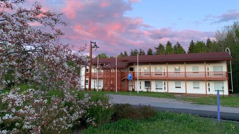 Rauhan Marinella Villagessa tilavia 4-5 hengen lomahuoneistoja